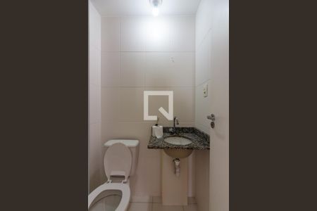 Apartamento à venda com 80m², 2 quartos e 1 vaga Apartamento à venda com 80m², 2 quartos e 1 vagaBanheiro