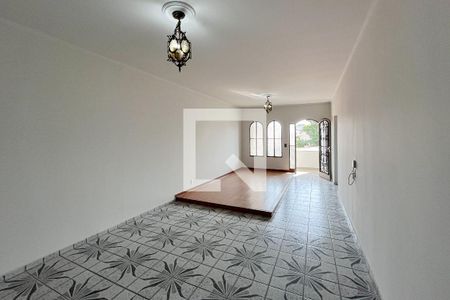 Sala de casa para alugar com 3 quartos, 150m² em Jardim Vila Rosa, Valinhos