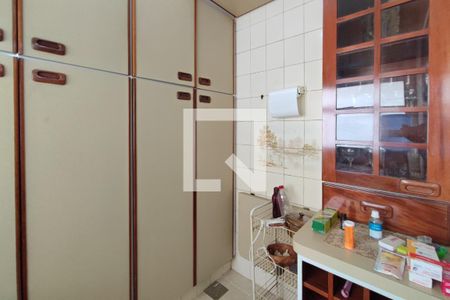 Apartamento à venda com 102m², 3 quartos e 1 vagaÁrea de Serviço