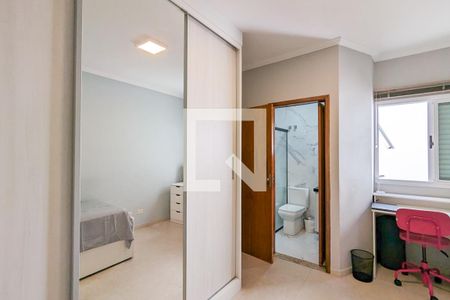 Casa à venda com 254m², 3 quartos e 5 vagas Casa à venda com 254m², 3 quartos e 5 vagasQuarto da suíte 2