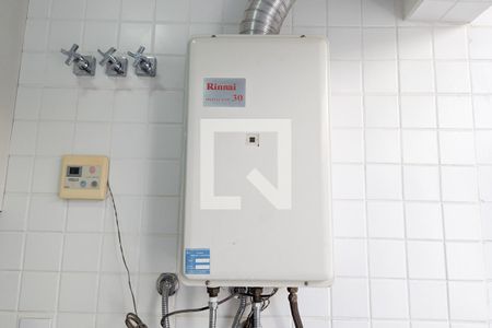 Casa à venda com 254m², 3 quartos e 5 vagas Casa à venda com 254m², 3 quartos e 5 vagasÁrea de serviço