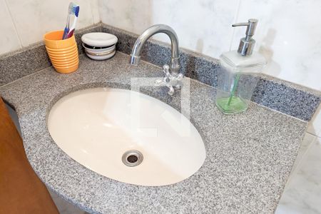 Casa à venda com 254m², 3 quartos e 5 vagas Casa à venda com 254m², 3 quartos e 5 vagasLavabo do sótão