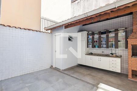 Casa à venda com 254m², 3 quartos e 5 vagas Casa à venda com 254m², 3 quartos e 5 vagasChurrasqueira