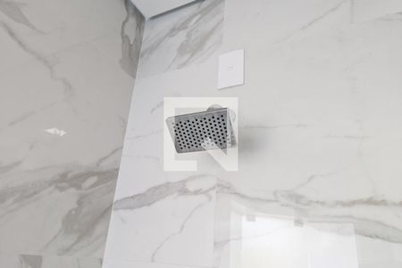 Casa à venda com 254m², 3 quartos e 5 vagas Casa à venda com 254m², 3 quartos e 5 vagasBanheiro da suíte 1