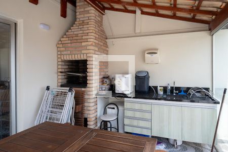 Apartamento à venda com 116m², 2 quartos e 2 vagasChurrasqueira