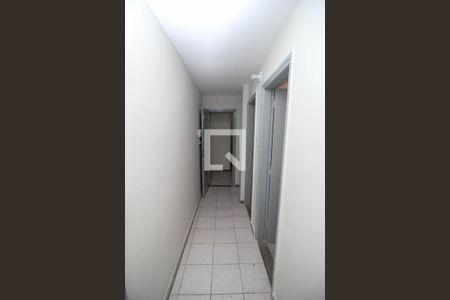 Apartamento à venda com 80m², 2 quartos e sem vaga Apartamento à venda com 80m², 2 quartos e sem vagaCorredor