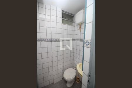 Apartamento à venda com 80m², 2 quartos e sem vaga Apartamento à venda com 80m², 2 quartos e sem vagaBanheiro da Suíte