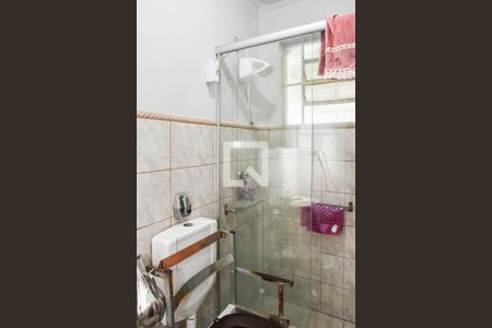 Casa à venda com 400m², 7 quartos e 8 vagasBanheiro da Suíte 2