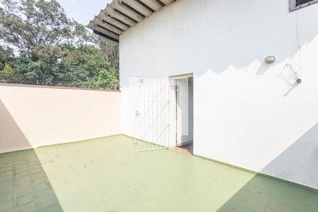Casa à venda com 257m², 4 quartos e 3 vagas Casa à venda com 257m², 4 quartos e 3 vagasSacada