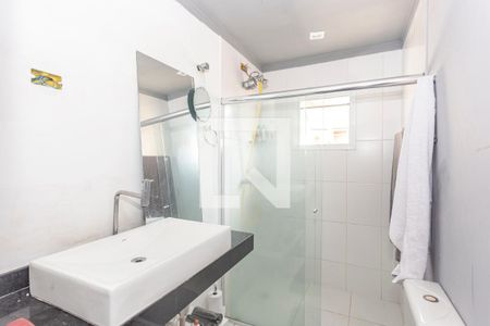 Casa à venda com 95m², 3 quartos e 1 vaga Casa à venda com 95m², 3 quartos e 1 vagaBanheiro da Suíte