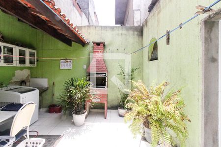 Casa à venda com 160m², 3 quartos e 2 vagasÁrea Externa