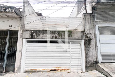 Casa à venda com 160m², 3 quartos e 2 vagasFachada