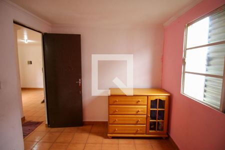 Quarto 2 de apartamento para alugar com 2 quartos, 44m² em Jardim Santa Terezinha (zona Leste), São Paulo