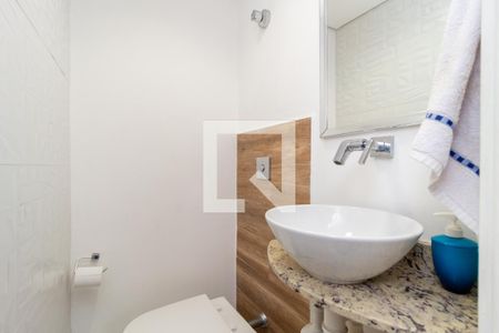 Casa à venda com 320m², 5 quartos e 2 vagas Casa à venda com 320m², 5 quartos e 2 vagasLavabo - Espaço Gourmet