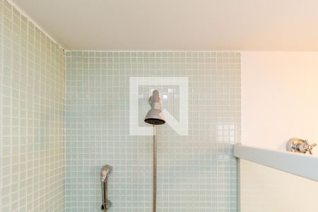 Casa à venda com 320m², 5 quartos e 2 vagas Casa à venda com 320m², 5 quartos e 2 vagasDetalhe Banheiro - Suíte 4