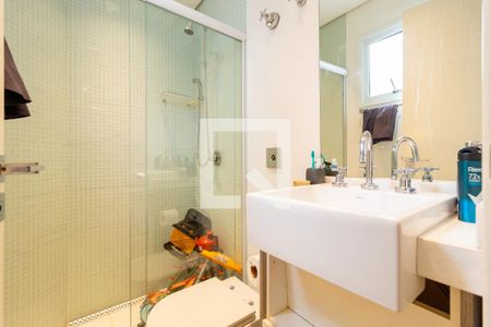 Casa à venda com 320m², 5 quartos e 2 vagas Casa à venda com 320m², 5 quartos e 2 vagasBanheiro - Suíte 2