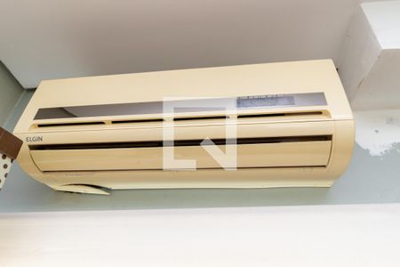 Casa à venda com 320m², 5 quartos e 2 vagas Casa à venda com 320m², 5 quartos e 2 vagasDetalhe - Suíte 4