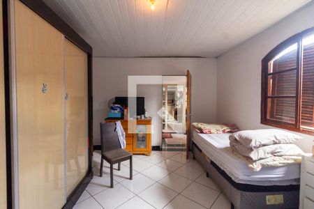 Casa à venda com 300m², 4 quartos e sem vaga Casa à venda com 300m², 4 quartos e sem vagaQuarto 1