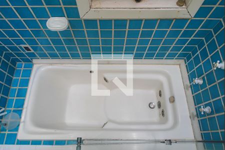 Apartamento à venda com 212m², 3 quartos e 2 vagasBanheira