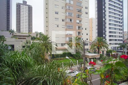 Apartamento à venda com 212m², 3 quartos e 2 vagasVista do Quarto 3