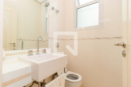 Casa à venda com 550m², 5 quartos e 6 vagasLavabo