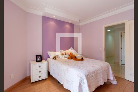 Casa à venda com 550m², 5 quartos e 6 vagasSuíte 3