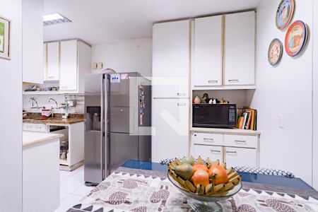 Apartamento à venda com 230m², 3 quartos e 1 vagaCozinha