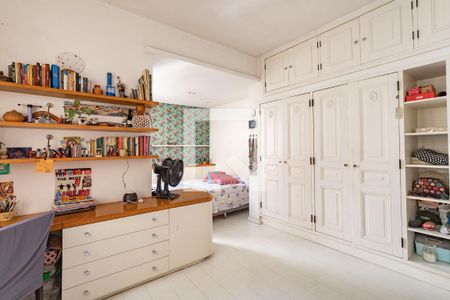 Apartamento à venda com 230m², 3 quartos e 1 vagaQuarto2