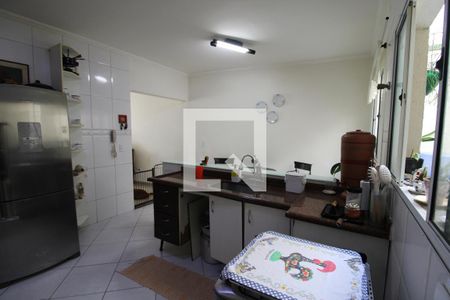 Casa de condomínio à venda com 127m², 3 quartos e 2 vagasCozinha