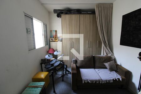 Casa de condomínio à venda com 127m², 3 quartos e 2 vagasQuarto 2