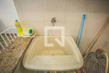 Casa à venda com 92m², 2 quartos e 1 vaga Casa à venda com 92m², 2 quartos e 1 vagaÁrea de Serviço