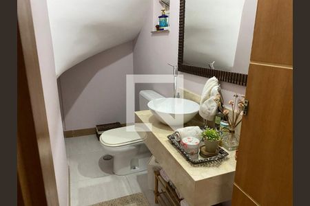 Casa à venda com 100m², 2 quartos e 1 vaga Casa à venda com 100m², 2 quartos e 1 vagaLavabo