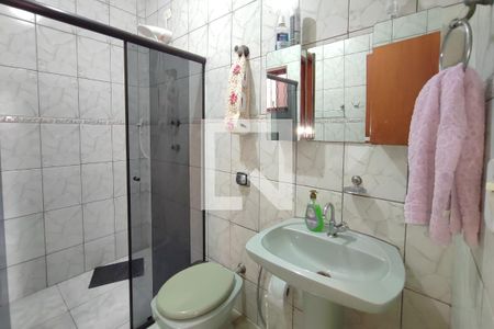 Casa à venda com 326m², 3 quartos e 2 vagasBanheiro