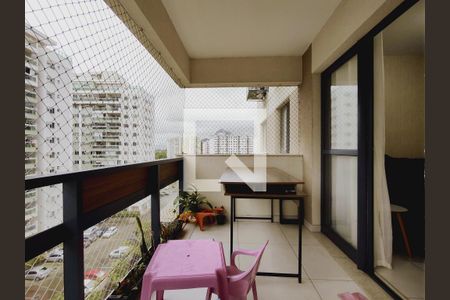 Apartamento à venda com 79m², 3 quartos e 1 vaga Apartamento à venda com 79m², 3 quartos e 1 vagaVaranda da Sala