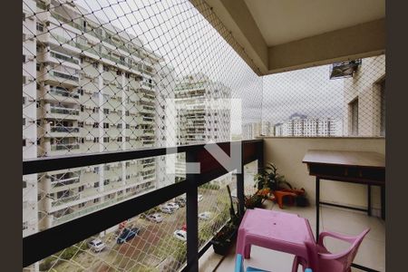 Apartamento à venda com 79m², 3 quartos e 1 vaga Apartamento à venda com 79m², 3 quartos e 1 vagaVaranda da Sala