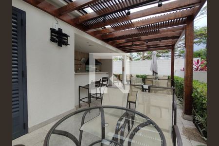 Apartamento à venda com 79m², 3 quartos e 1 vaga Apartamento à venda com 79m², 3 quartos e 1 vagaÁrea comum - Churrasqueira