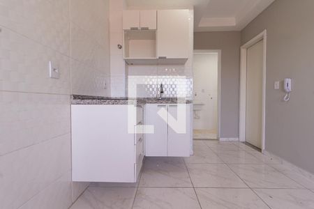 Cozinha de apartamento para alugar com 2 quartos, 42m² em Vila Carrão, São Paulo