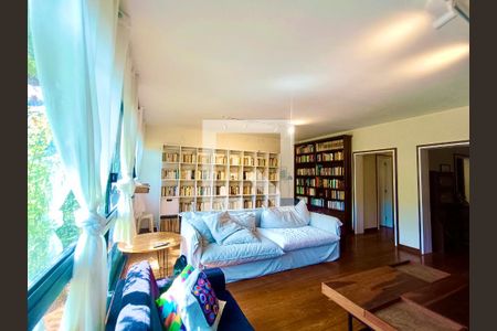 Apartamento à venda com 180m², 4 quartos e 1 vagaSala