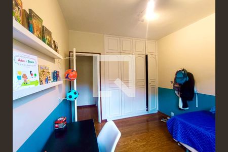 Apartamento à venda com 180m², 4 quartos e 1 vagaQuarto