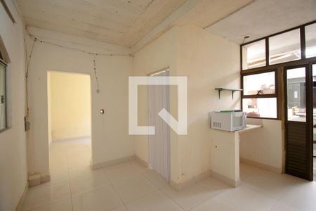 Casa à venda com 385m², 6 quartos e 1 vagaSala fundos