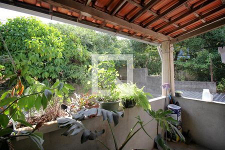 Casa à venda com 385m², 6 quartos e 1 vagaVaranda – 2º piso