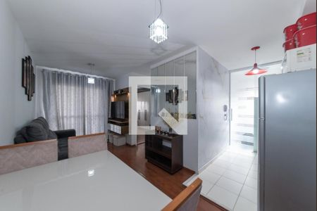 Sala de apartamento para alugar com 2 quartos, 51m² em Sítio da Figueira, São Paulo