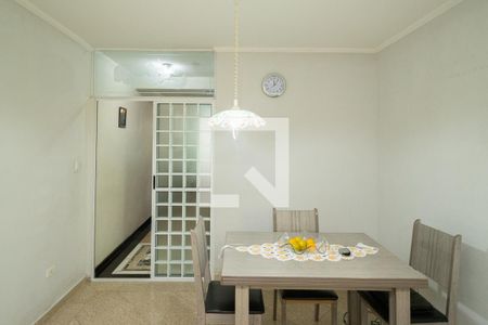Casa à venda com 270m², 4 quartos e 2 vagas Casa à venda com 270m², 4 quartos e 2 vagasCozinha