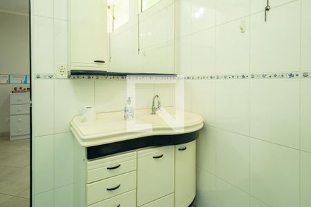 Casa à venda com 270m², 4 quartos e 2 vagas Casa à venda com 270m², 4 quartos e 2 vagasBanheiro - Suíte 1