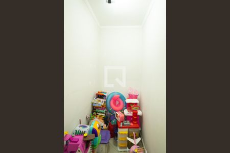 Casa à venda com 270m², 4 quartos e 2 vagas Casa à venda com 270m², 4 quartos e 2 vagasCloset - Suíte 1