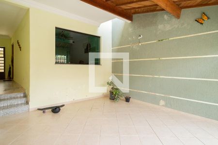 Casa à venda com 270m², 4 quartos e 2 vagas Casa à venda com 270m², 4 quartos e 2 vagasGaragem