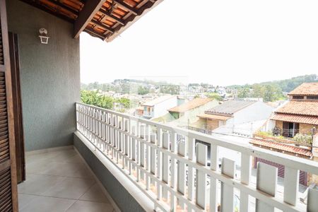 Casa à venda com 270m², 4 quartos e 2 vagas Casa à venda com 270m², 4 quartos e 2 vagasSacada - Suíte 3