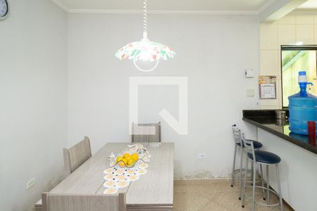 Casa à venda com 270m², 4 quartos e 2 vagas Casa à venda com 270m², 4 quartos e 2 vagasCozinha
