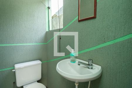 Casa à venda com 270m², 4 quartos e 2 vagas Casa à venda com 270m², 4 quartos e 2 vagasLavabo 2