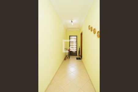 Casa à venda com 270m², 4 quartos e 2 vagas Casa à venda com 270m², 4 quartos e 2 vagasEntrada